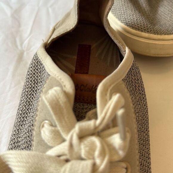 Olukai Pehuea Li sneakers women’s size 10 tan brown comfort shoe lace up - Picture 3 of 7